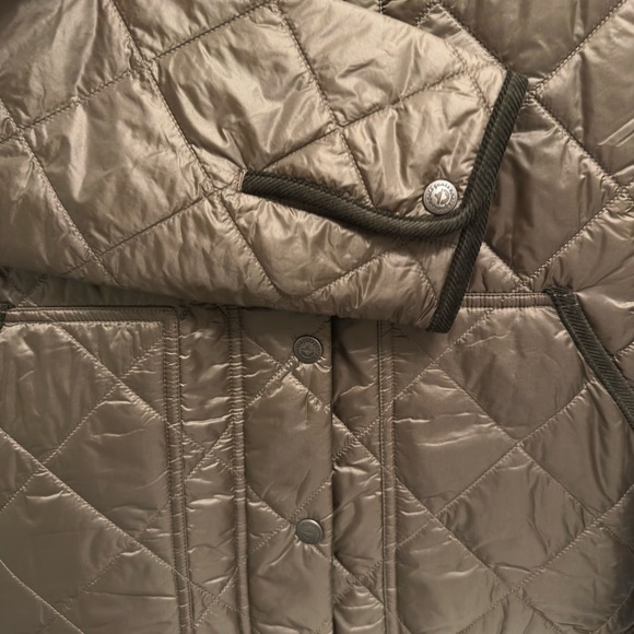 Patagonia Brown Quilted Women’s Jacket - Picture 5 of 6